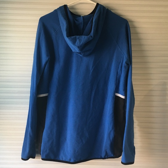 PINK Victoria’s Secret Hoodie - Picture 2 of 4